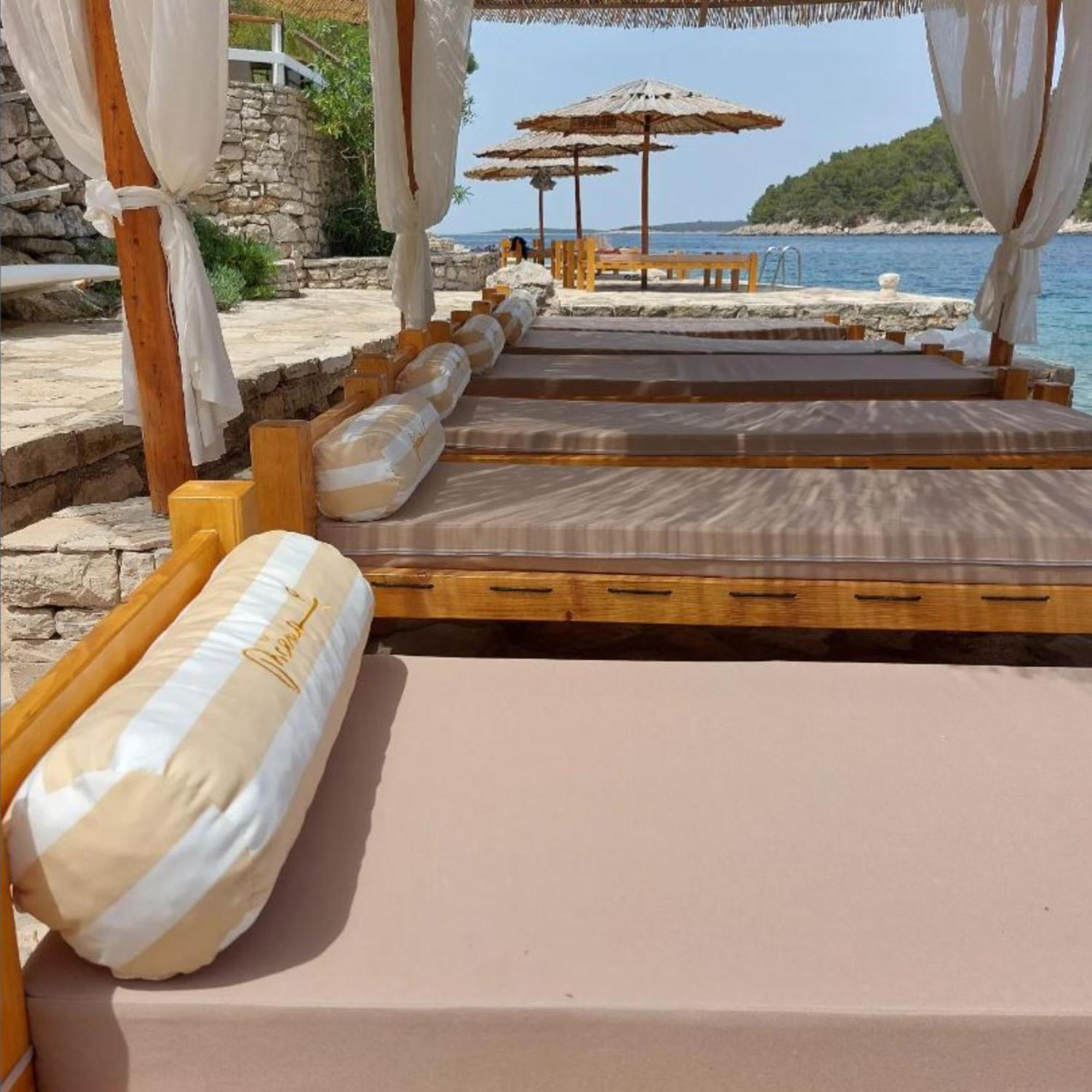 Holiday Home Sunny Side فيلا لوكا المظهر الخارجي الصورة