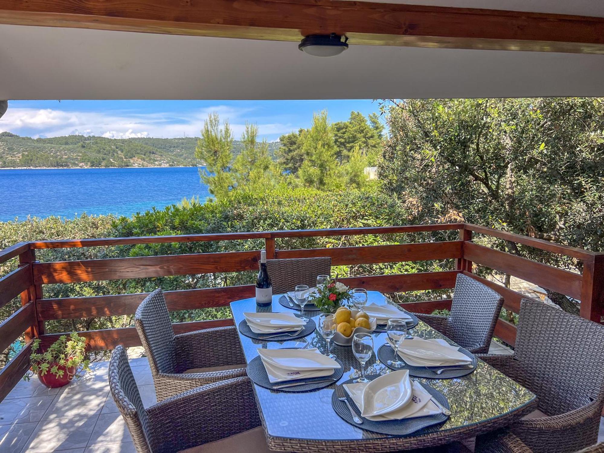 Holiday Home Sunny Side فيلا لوكا المظهر الخارجي الصورة