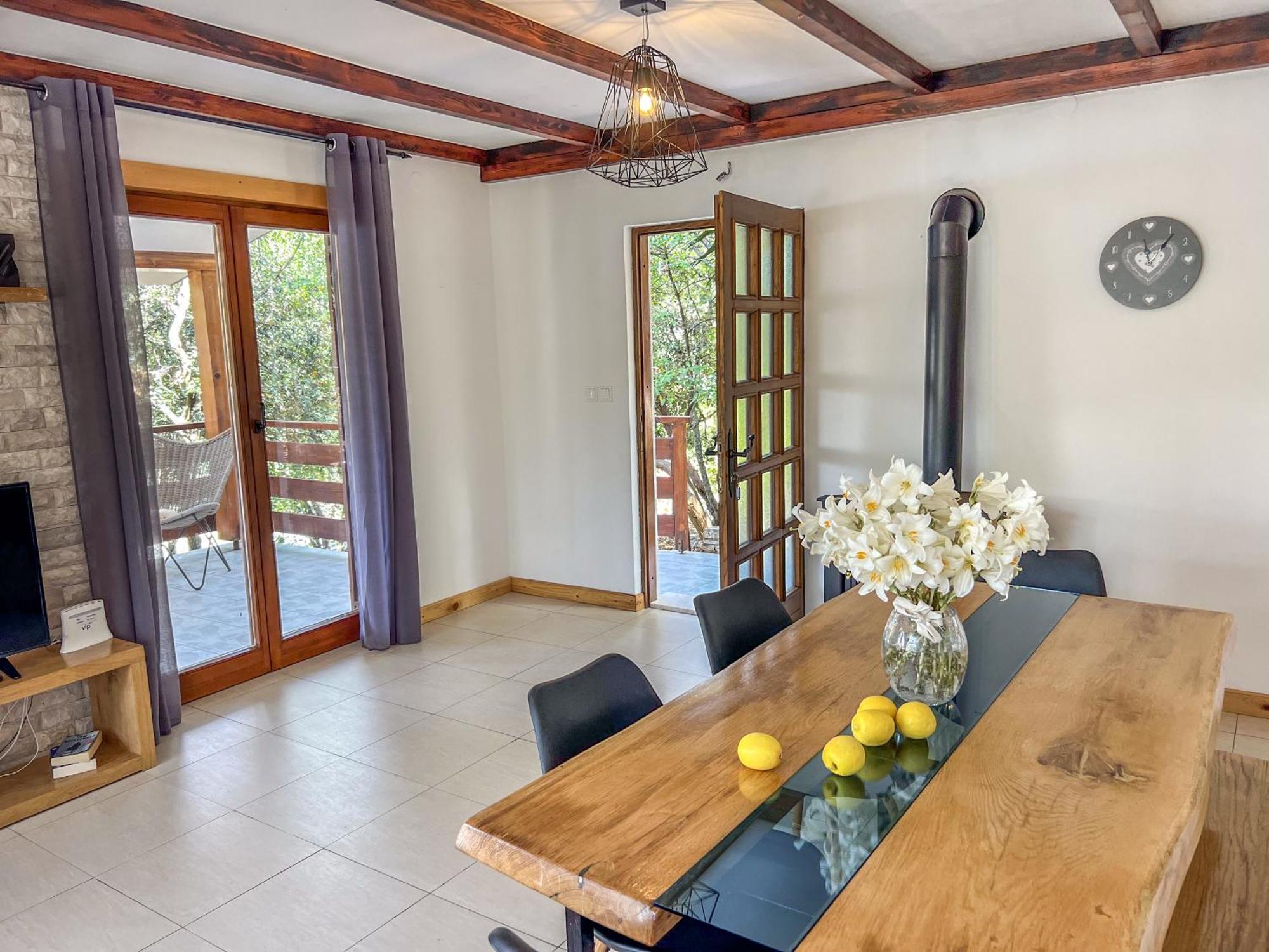 Holiday Home Sunny Side فيلا لوكا المظهر الخارجي الصورة